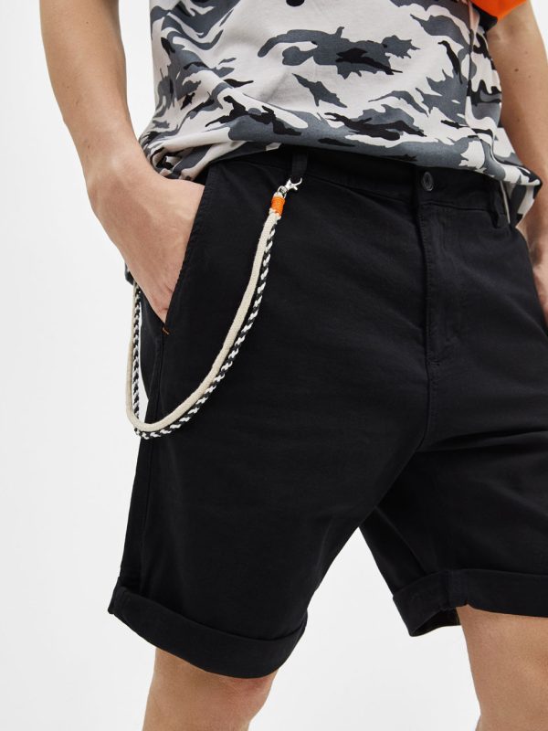 Black-Leaf Print Tie Waist Shorts